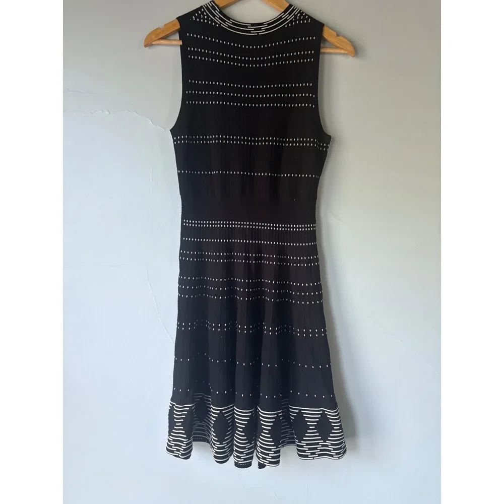 Kate Spade Black White Geometric Knit Fit and‎ Flare Dress Size S